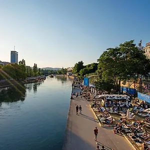 Newly-renovated, In The Heart Of , Vienna Austria